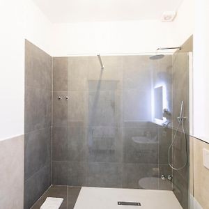 Camera standard con letto queen size